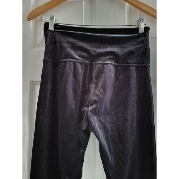 Spanx Black Velvet legging Slimming Shapewear size medium soft - Picture 4 of 12